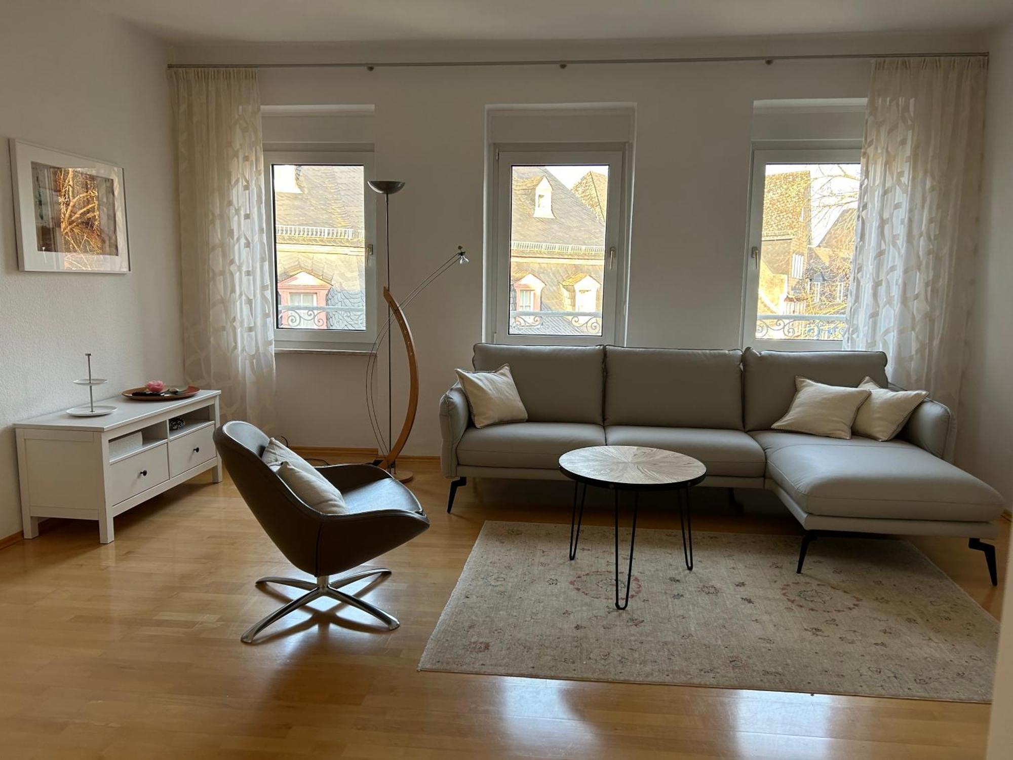 Alta Villa - Ferienwohnung Eltville am Rhein Bagian luar foto